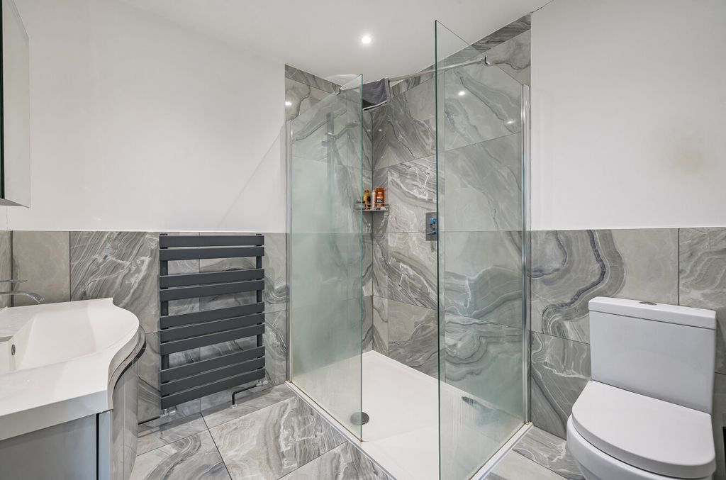 Additional image 16 of 4 bed detached house for saleAshley Road, Farnborough, Hampshire GU14