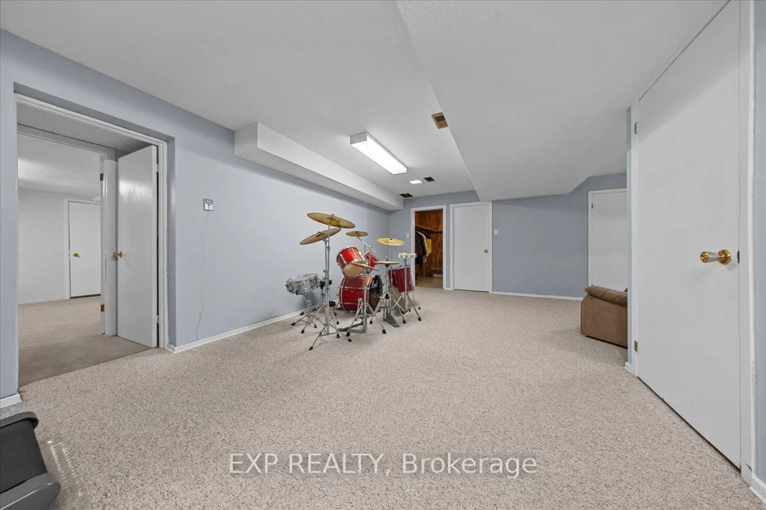 Additional image 11 of 899 Dresden Crescent