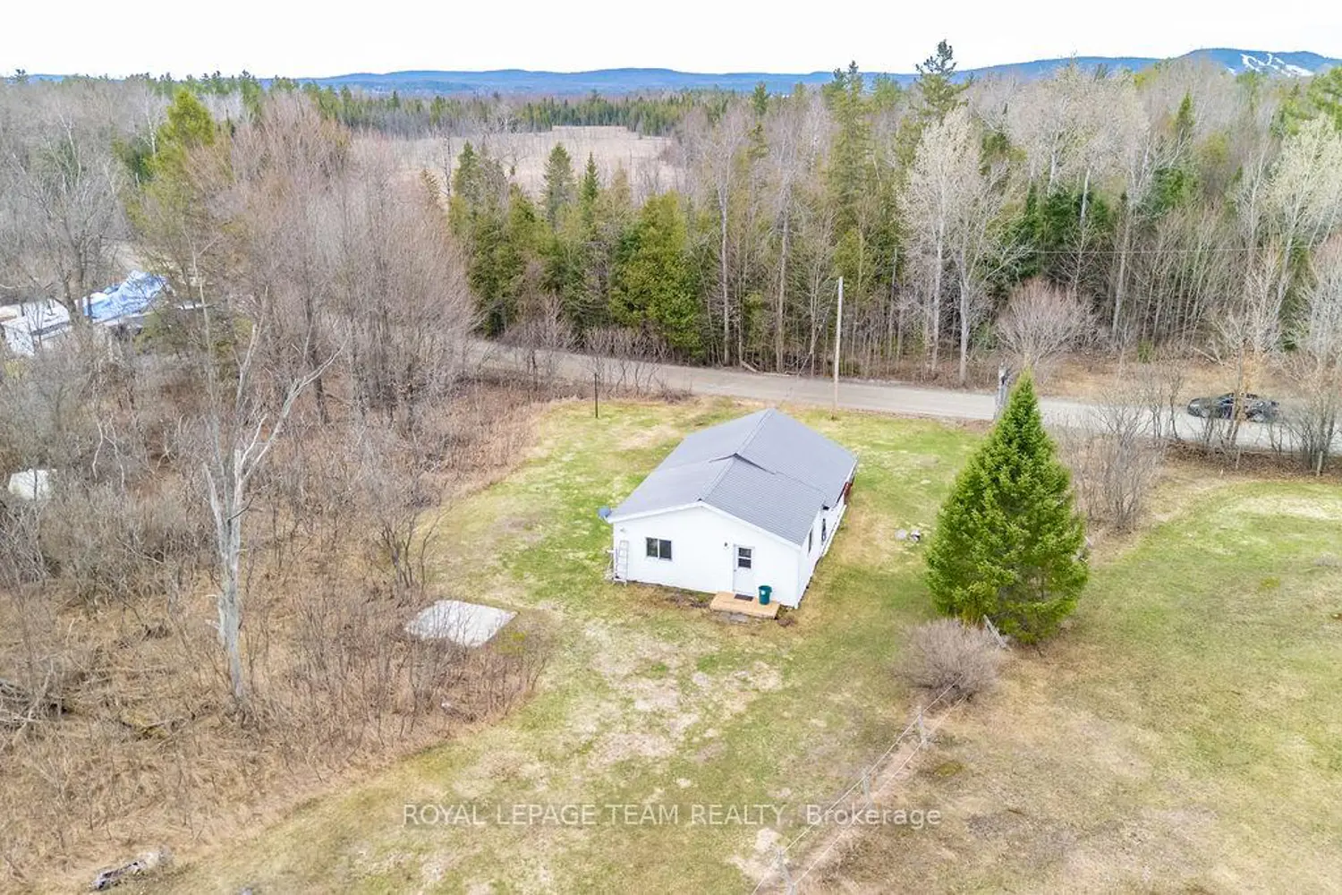 5242 Murphy Road photo 5