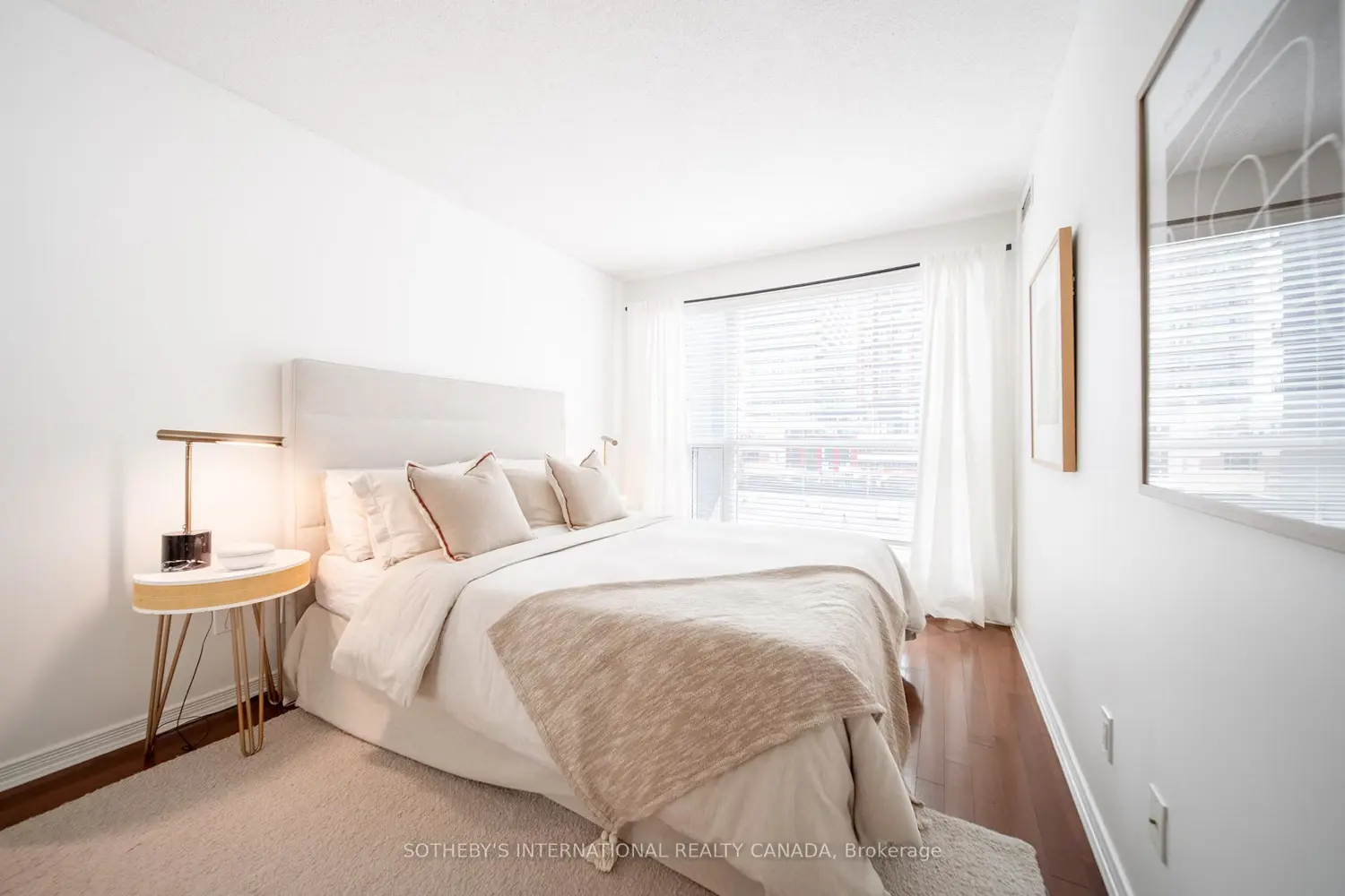 Additional image 8 of 230 King Street 1105