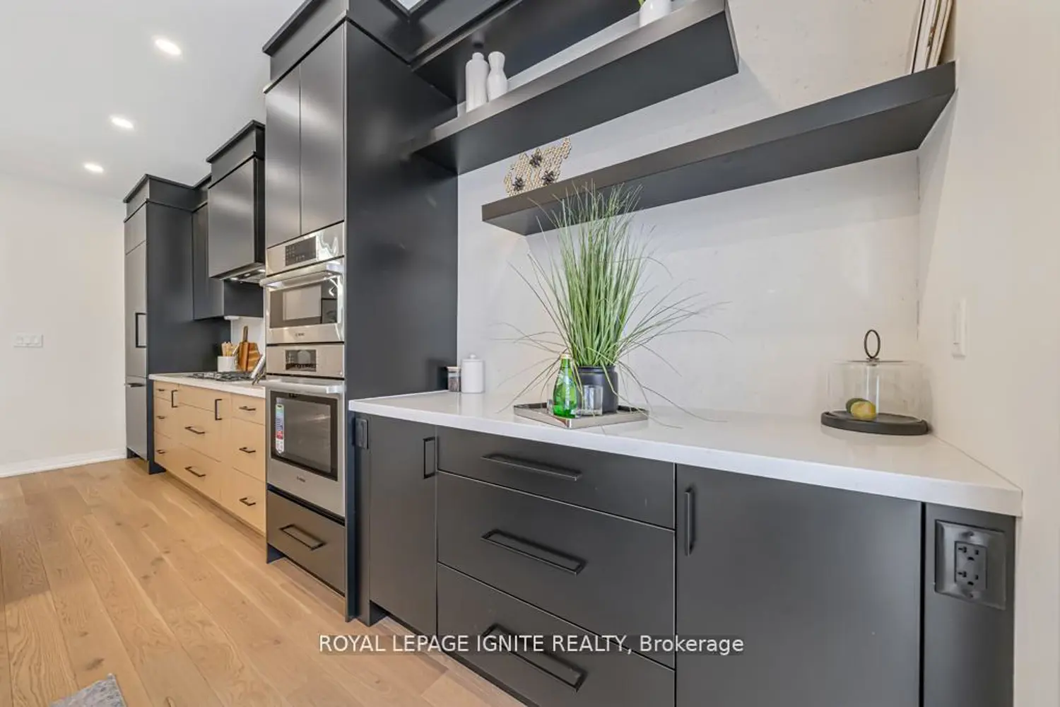 Additional image 7 of 1160 Skyridge Boulevard