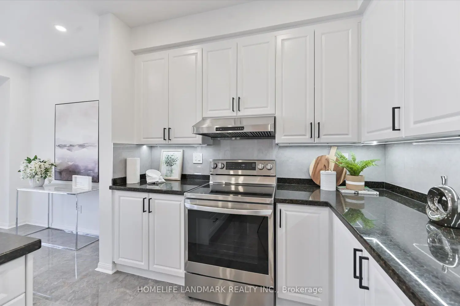 20 Fortune Crescent photo 2