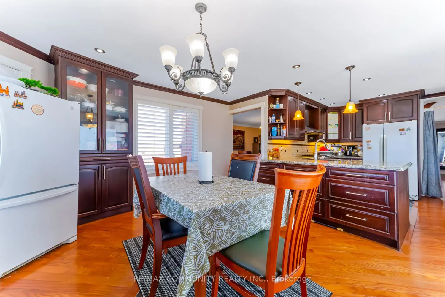 Additional image 4 of 56 Cedar Brae Boulevard