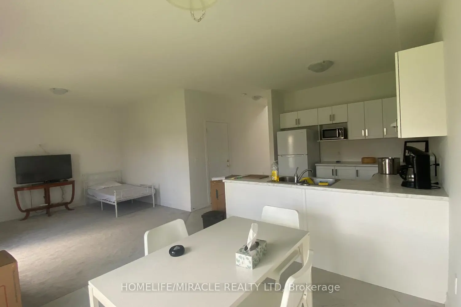 143 Devonleigh Gate photo 3