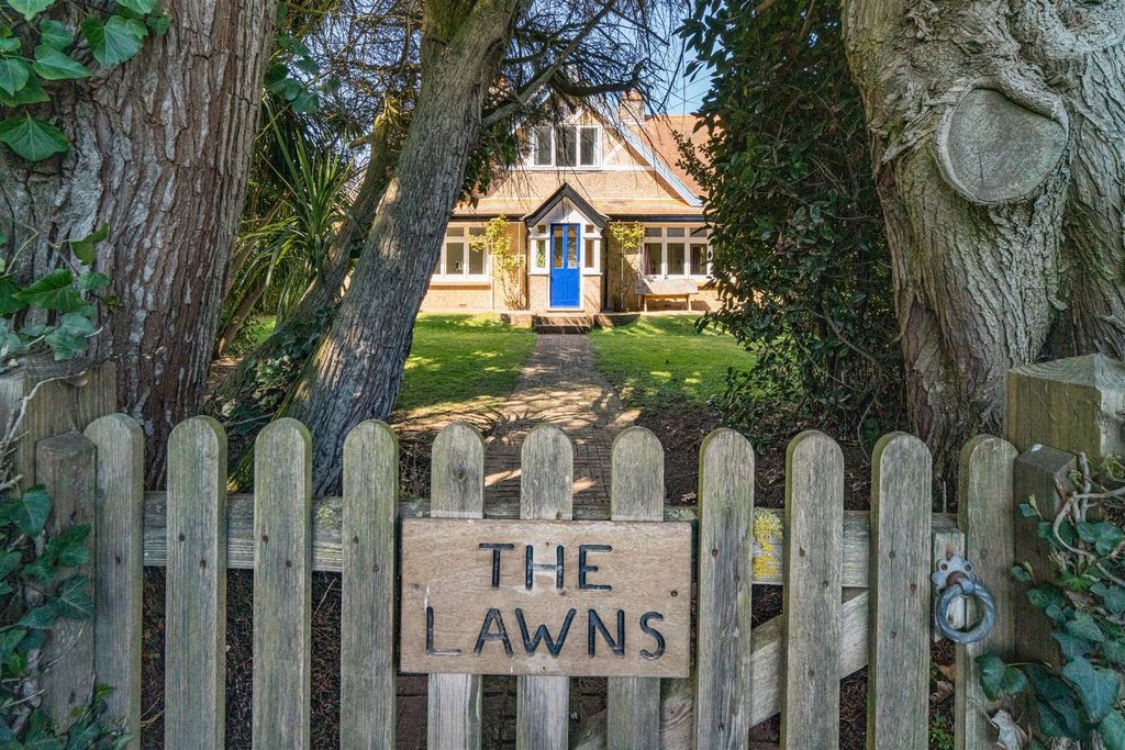 Additional image 22 of 5 bed detached house for saleFreshwater Bay, Isle Of Wight PO40