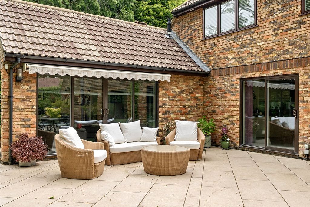 Additional image 22 of 4 bed detached house for saleLittleworth Lane, Esher KT10