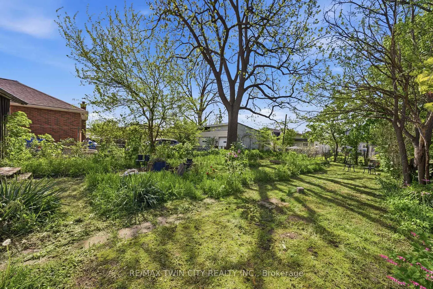 119 East Avenue photo 4