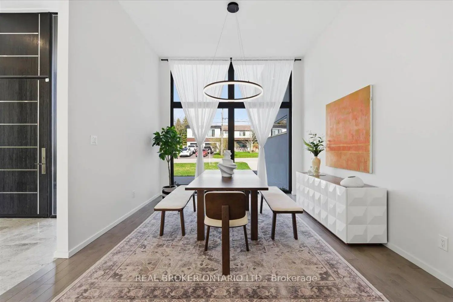 1448 Mannheim Road photo 4
