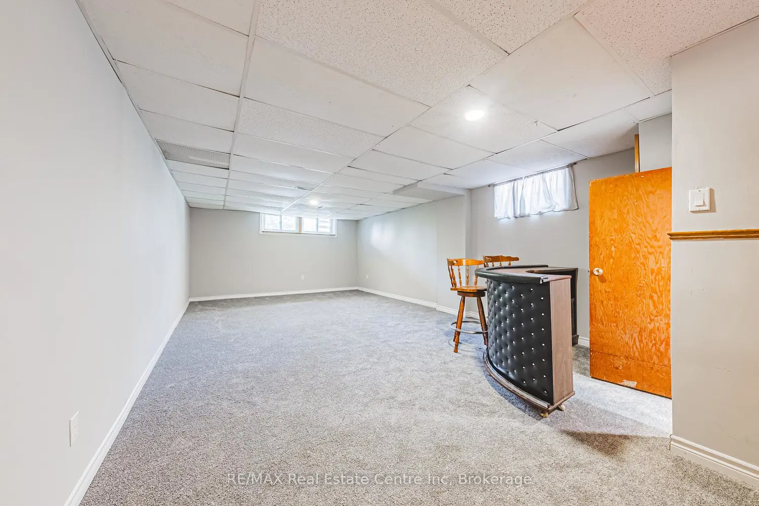 306 Victoria Road photo 4