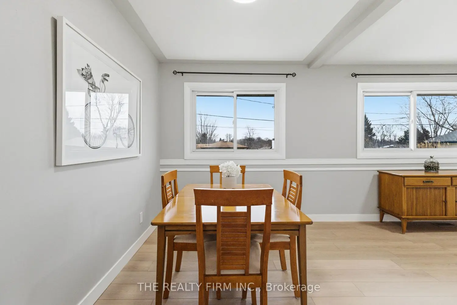 12 Curtis Avenue photo 5
