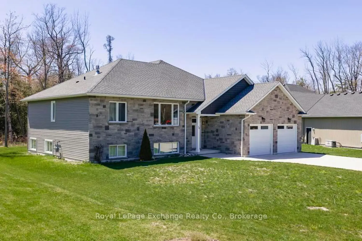 14 Sunset Place photo 2