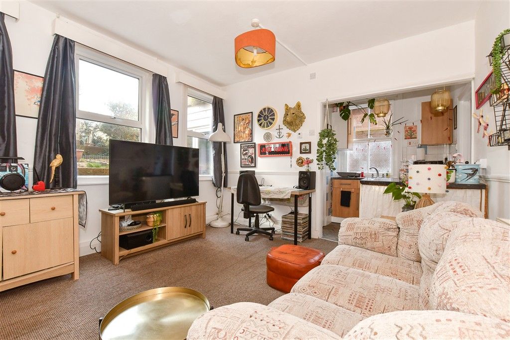 Additional image 3 of 3 bed flat for saleTennyson Road, Freshwater, Isle Of Wight PO40