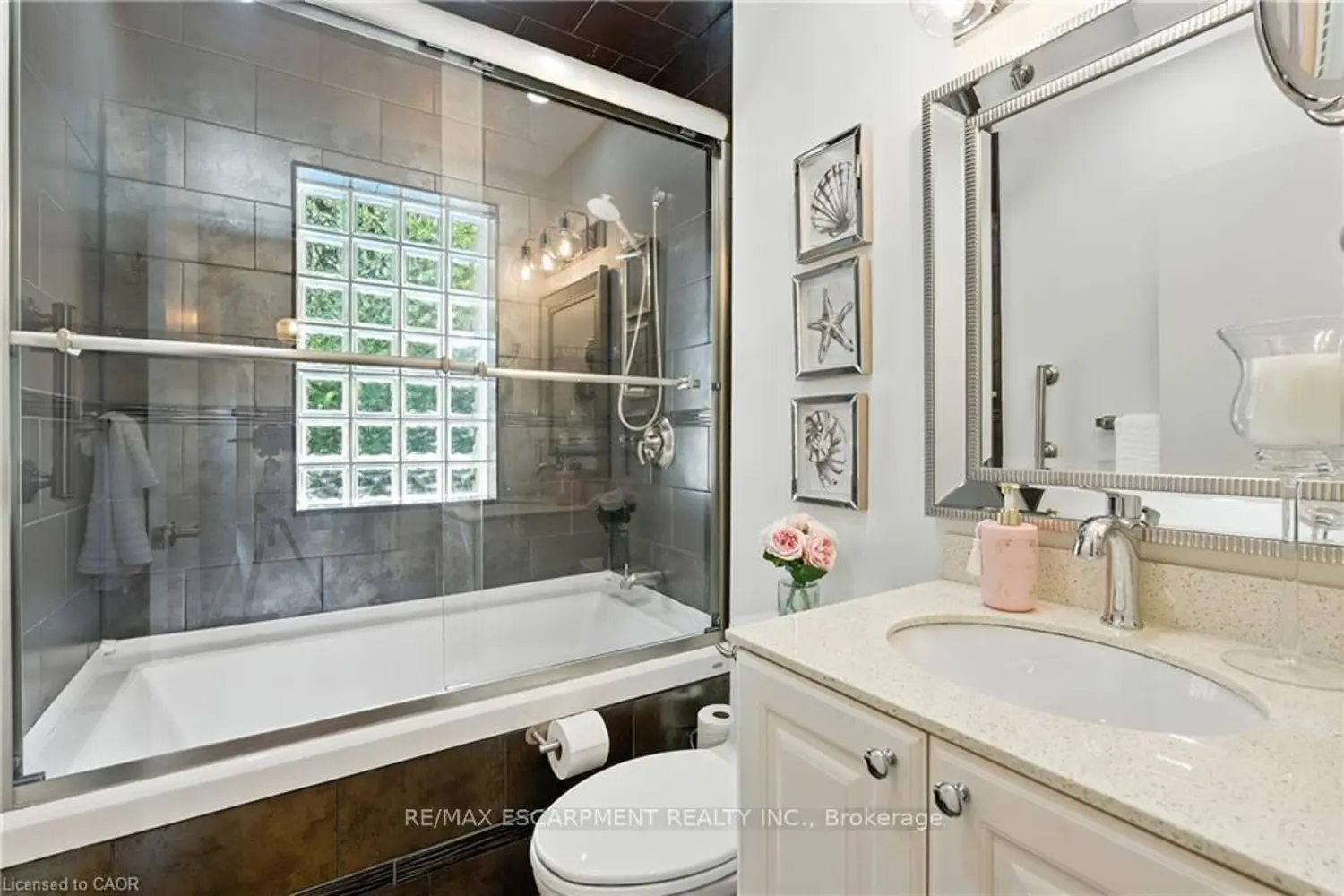 48 Brentwood Drive photo 5