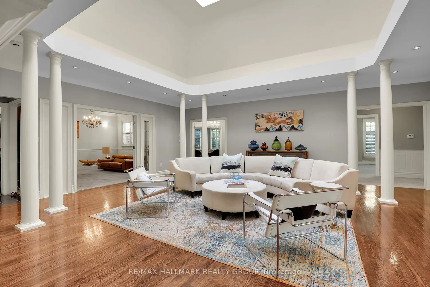 435 Westminster Avenue photo 3