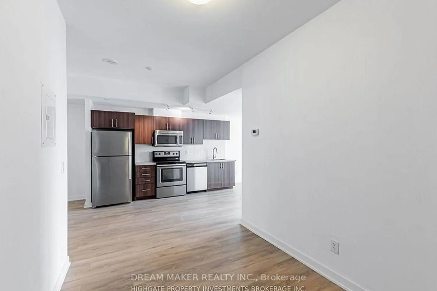 Additional image 8 of 16 Mcadam Avenue 306