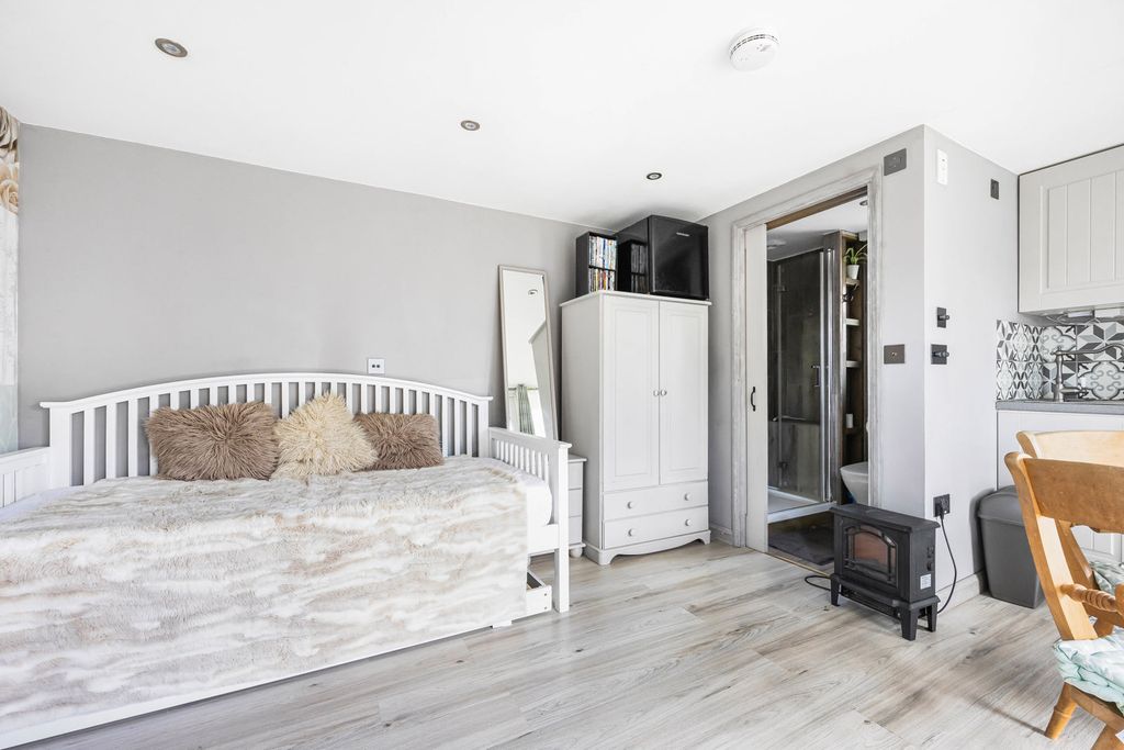 Additional image 24 of 4 bed detached house for saleWilles Close, Faringdon, Oxfordshire SN7