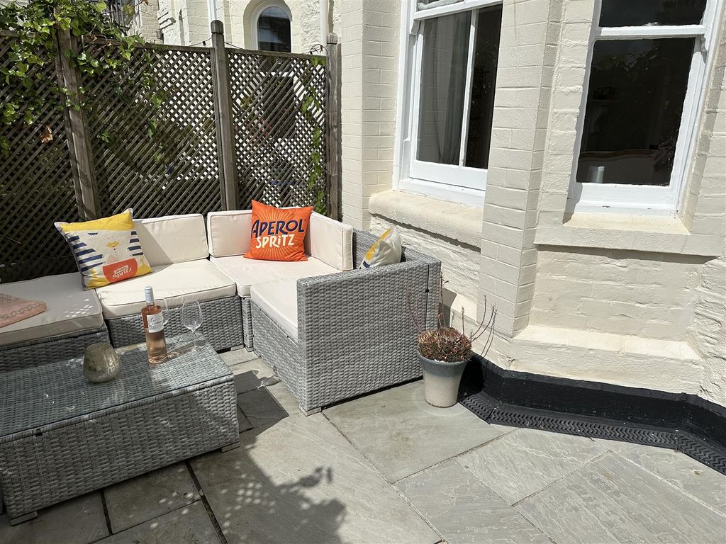 Additional image 4 of 1 bed flat for saleEsplanade, Fowey PL23
