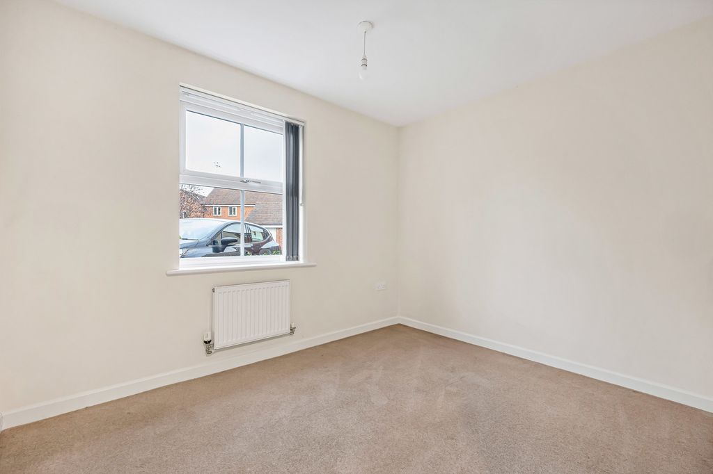 Additional image 8 of 2 bed flat for salePalmer Road, Faringdon, Oxfordshire SN7