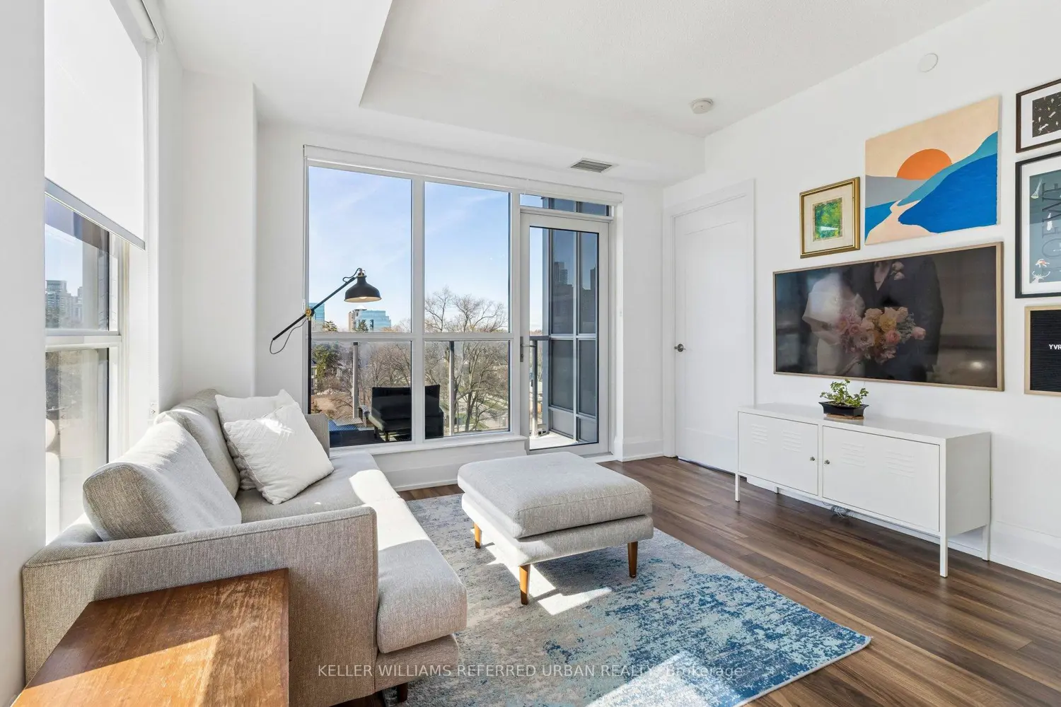 Additional image 11 of 120 Harrison Garden Boulevard 636