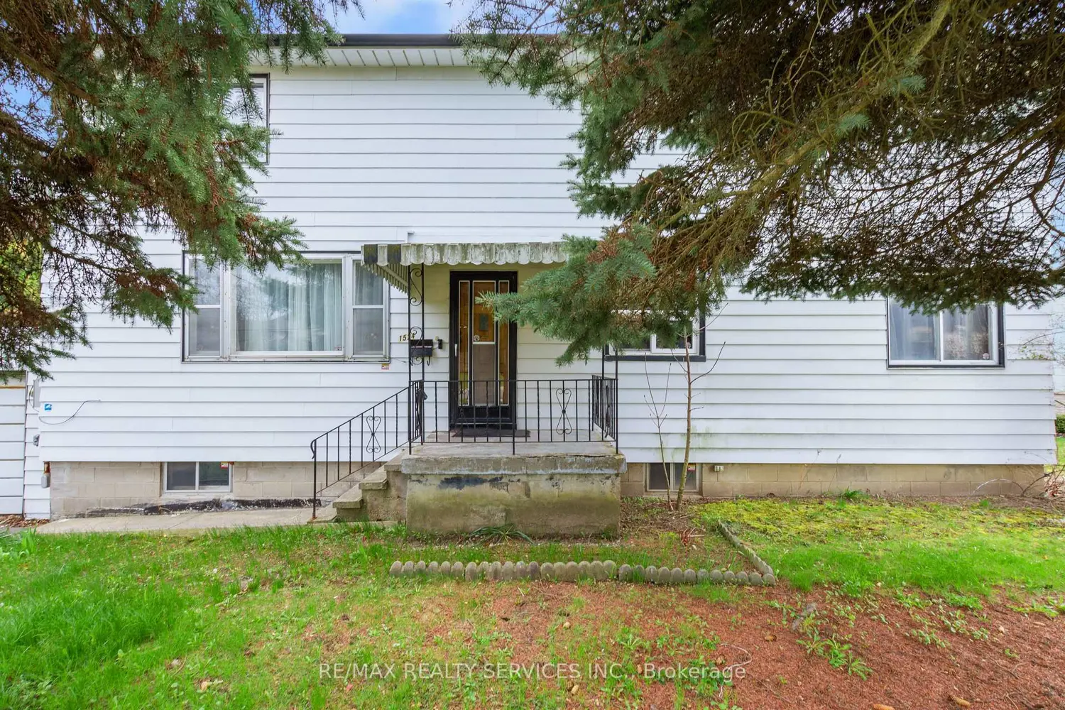 1524 Indian Grove photo 4