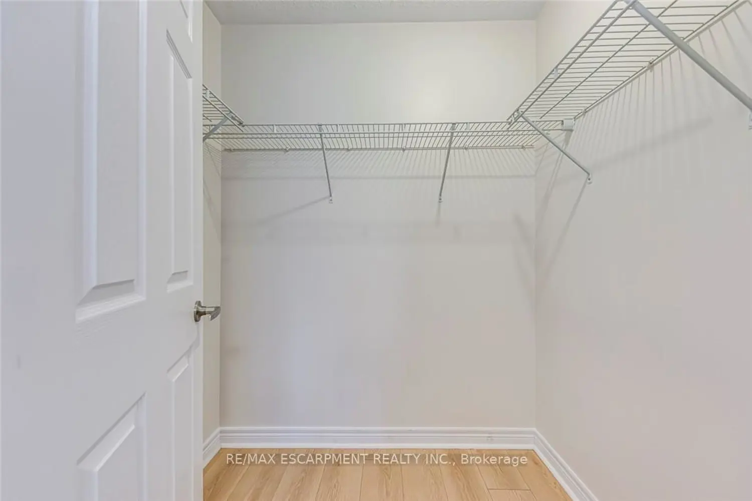 Additional image 15 of 2435 Greenwich Drive 74