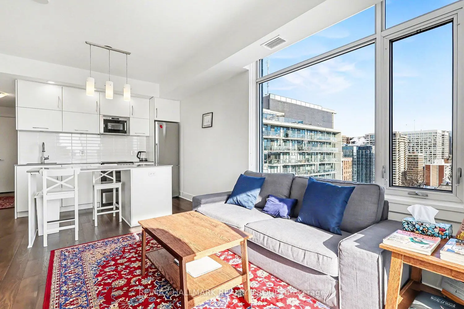 Additional image 8 of 255 Bay Street 1412