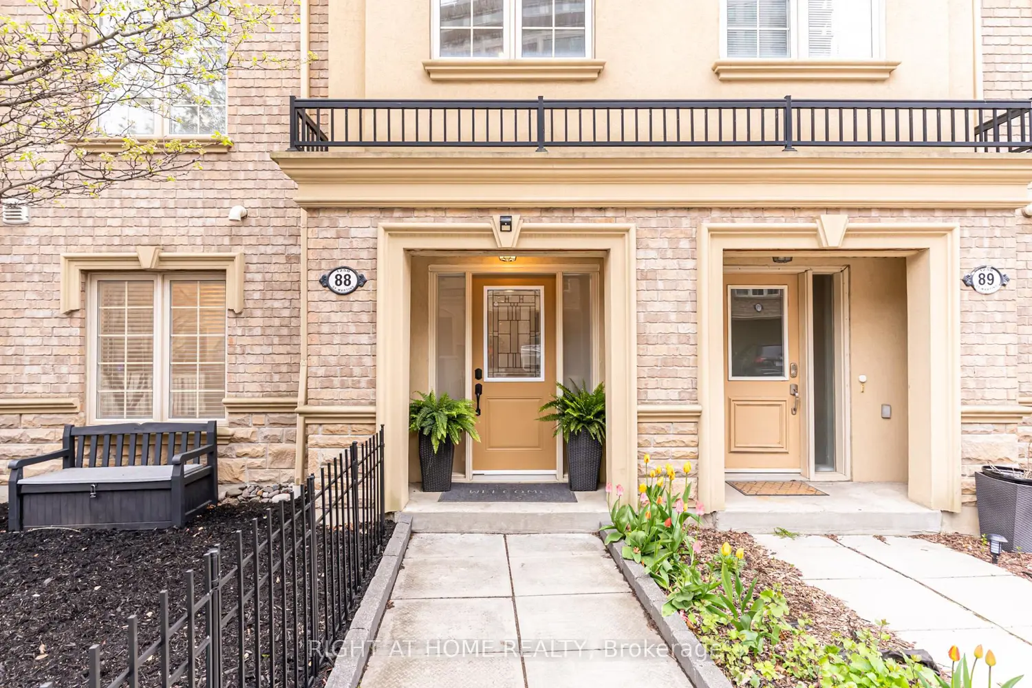 1250 St Martins Drive 88