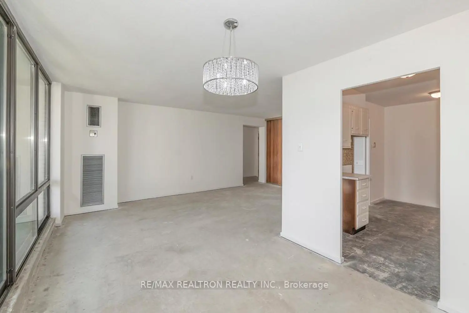 Additional image 8 of 350 Seneca Hill Drive 1602