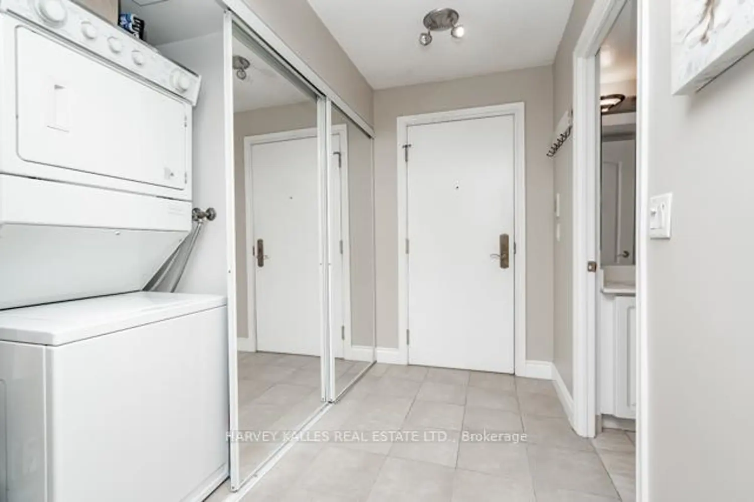 Additional image 16 of 880 Grandview Way 1209