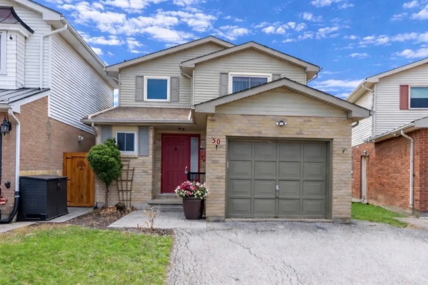 30 Baxter Crescent