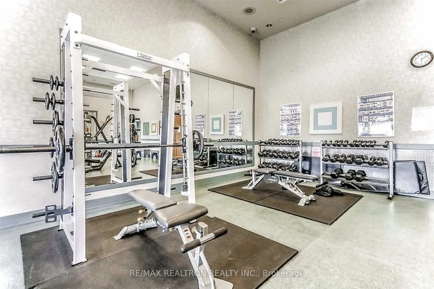 Additional image 16 of 100 Harrison Garden Boulevard 323