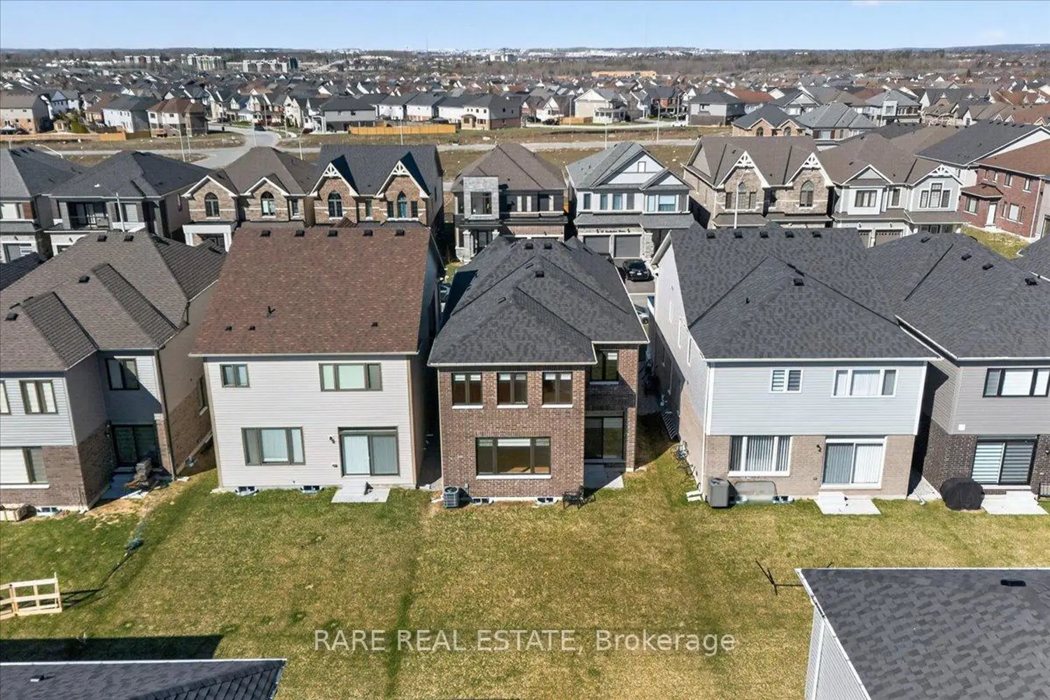 Additional image 20 of 38 Rochester Drive