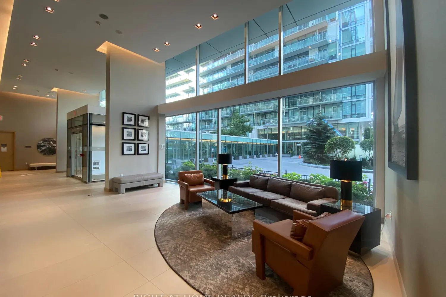 Additional image 18 of 39 Queens Quay 515