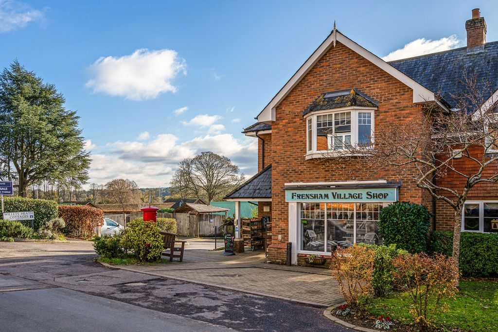 Additional image 24 of 6 bed detached house for saleArkell Lane, Frensham, Farnham GU10