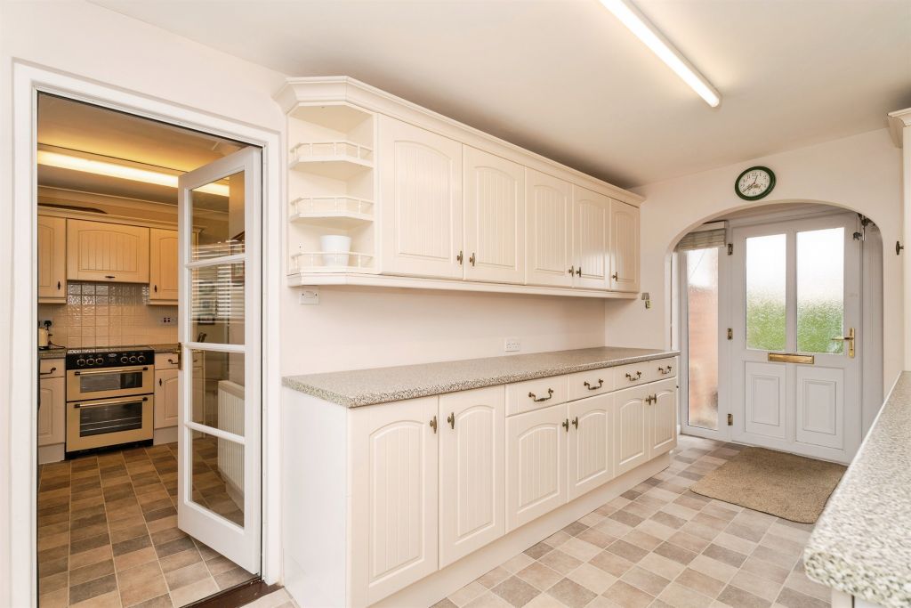 Additional image 2 of 3 bed detached house for saleHeath Lane, Fakenham NR21