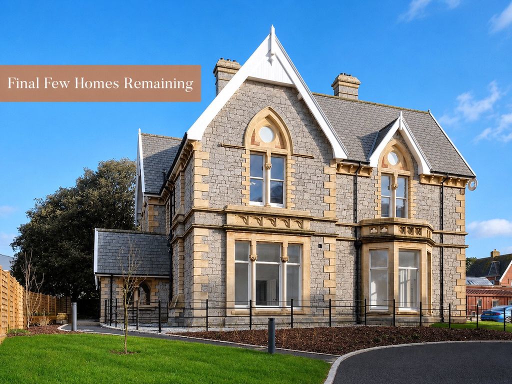 3 bed flat for saleRolle Gardens, Douglas Avenue, Exmouth, Devon EX8
