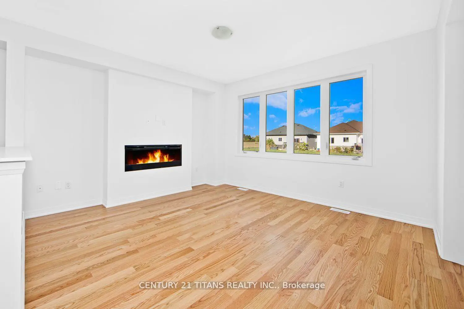 159 Velvet Way photo 4