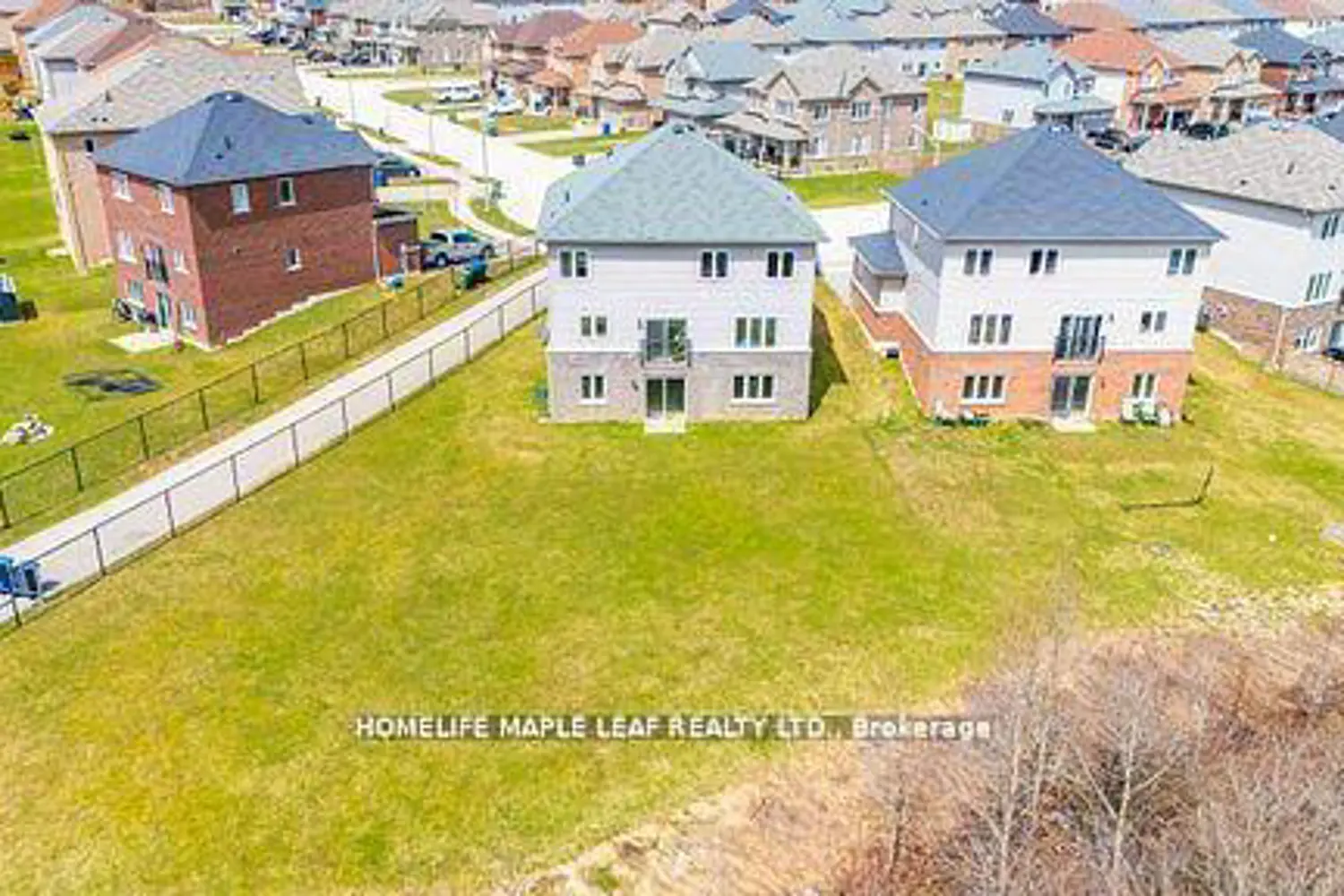Additional image 18 of 301 Moody Street