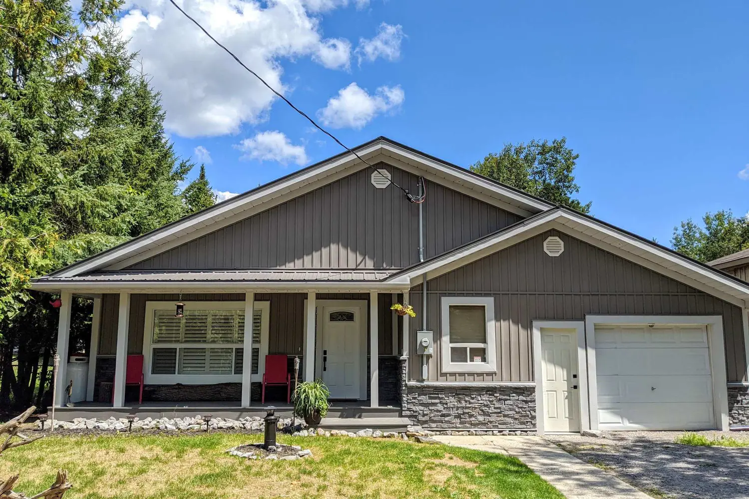 147 Sturgeon Glen Road