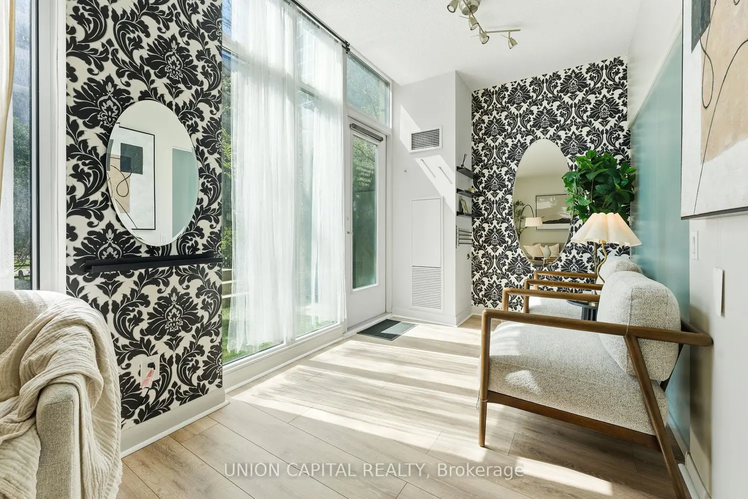 Additional image 10 of 525 Wilson Avenue 147