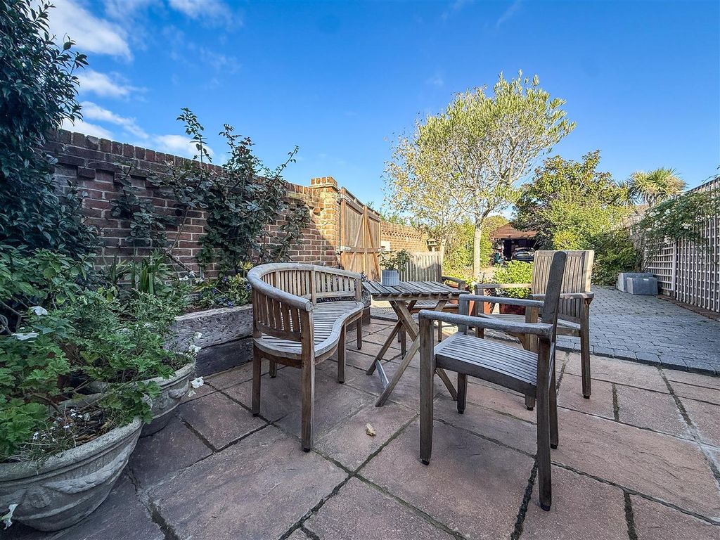 Additional image 27 of 3 bed end terrace house for saleCastle Street, Portchester PO16