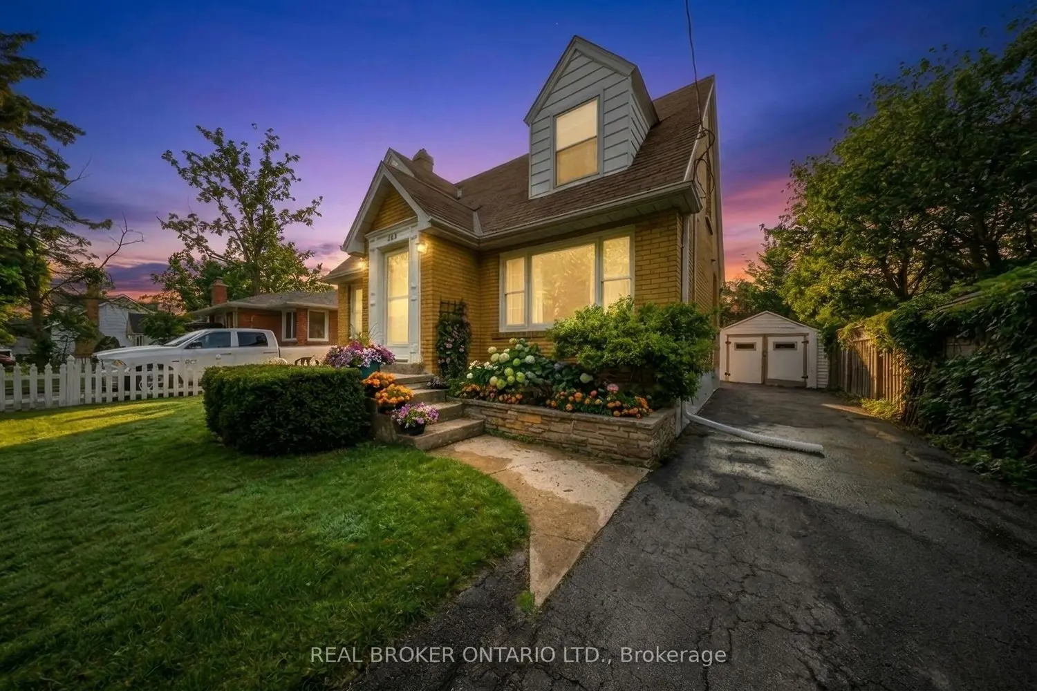 243 Sydney Street photo 2