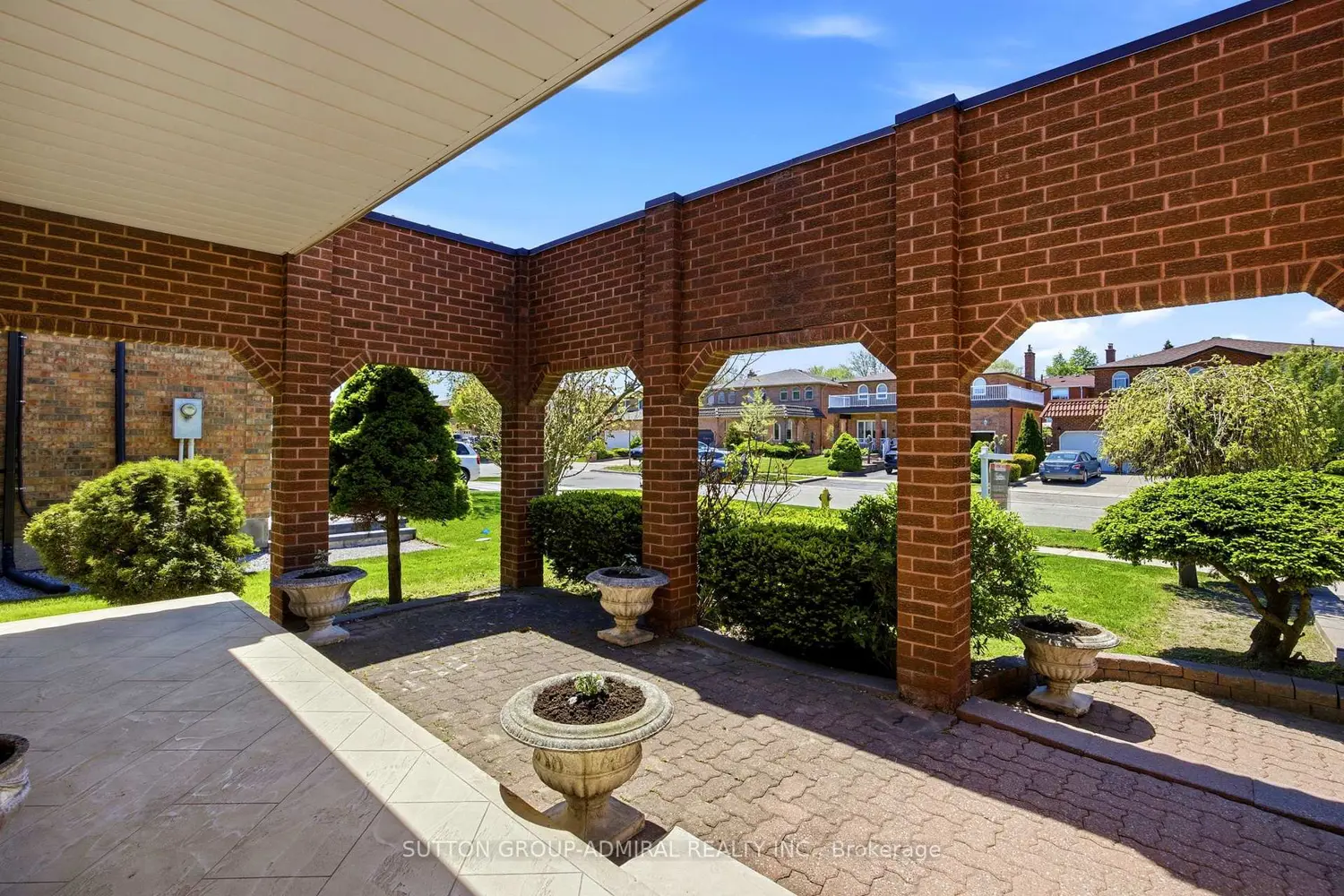 108 Benjamin Drive photo 3