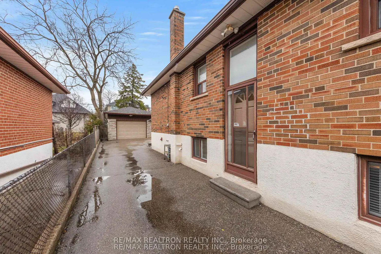 Additional image 11 of 1144 Glengrove Avenue