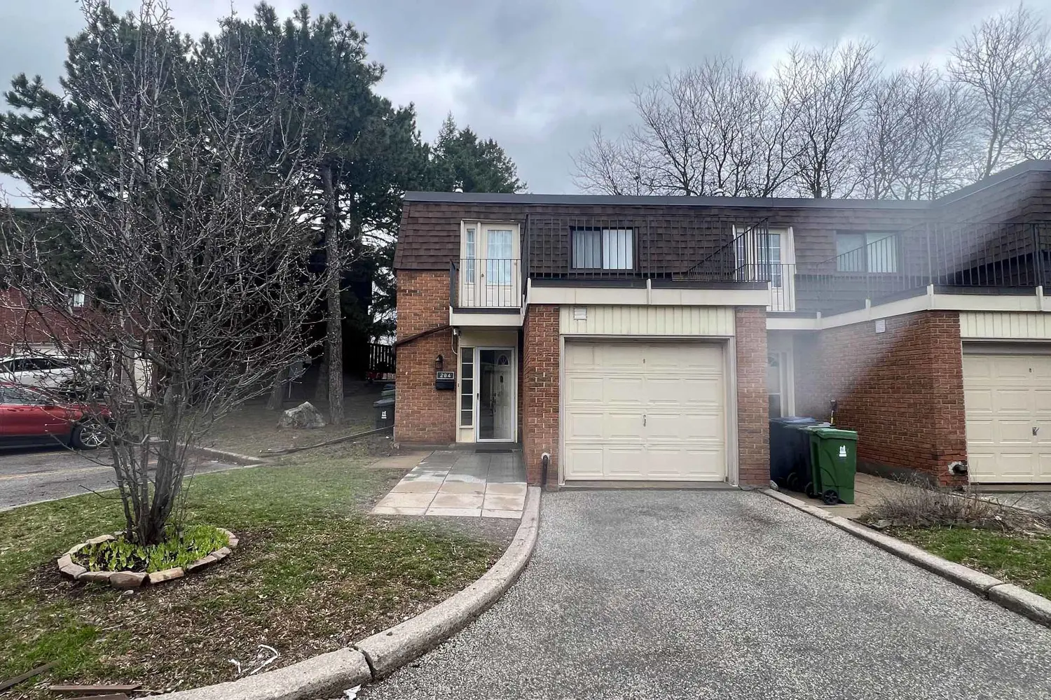 284 Sprucewood Court