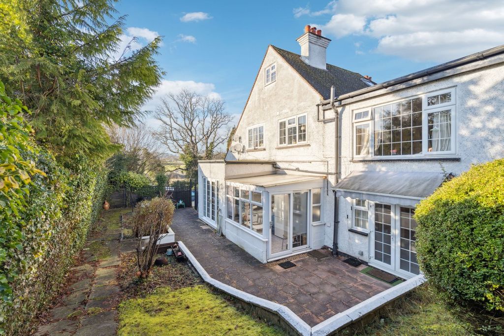 Additional image 20 of 3 bed flat for saleAmersham Road, Gerrards Cross SL9