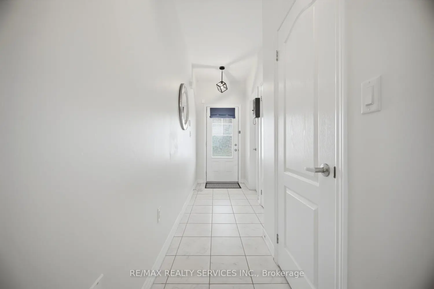 71 Tumblewood Place photo 2