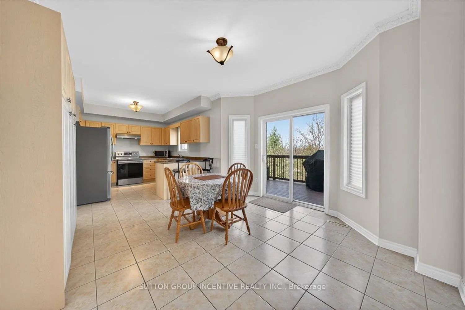 Additional image 2 of 6 Silvercreek Crescent