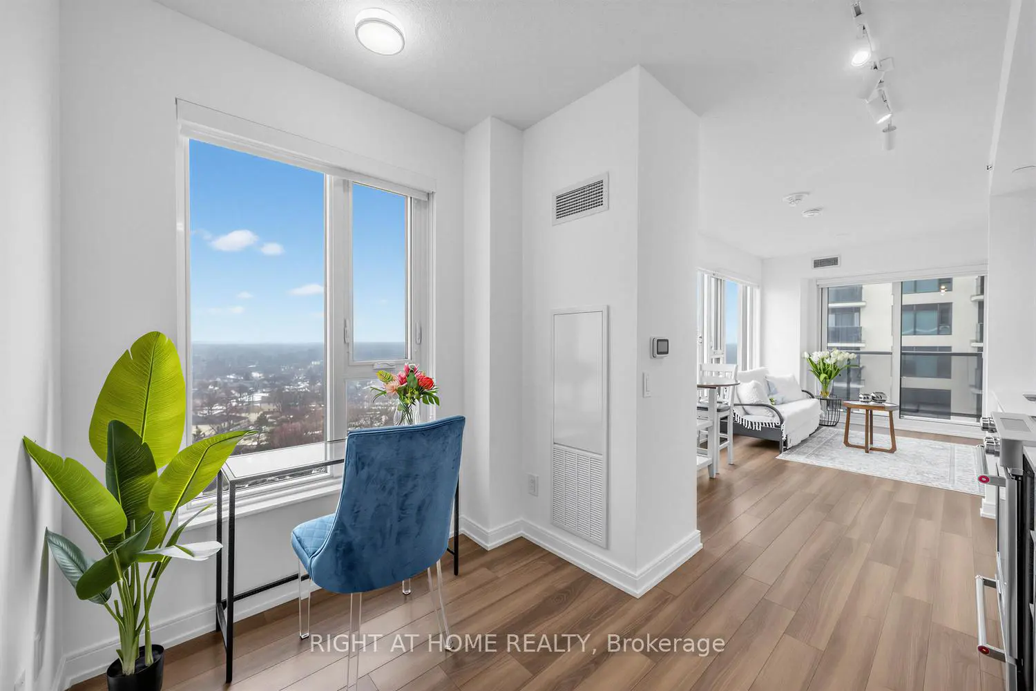 Additional image 10 of 30 Samuel Wood Way 1404