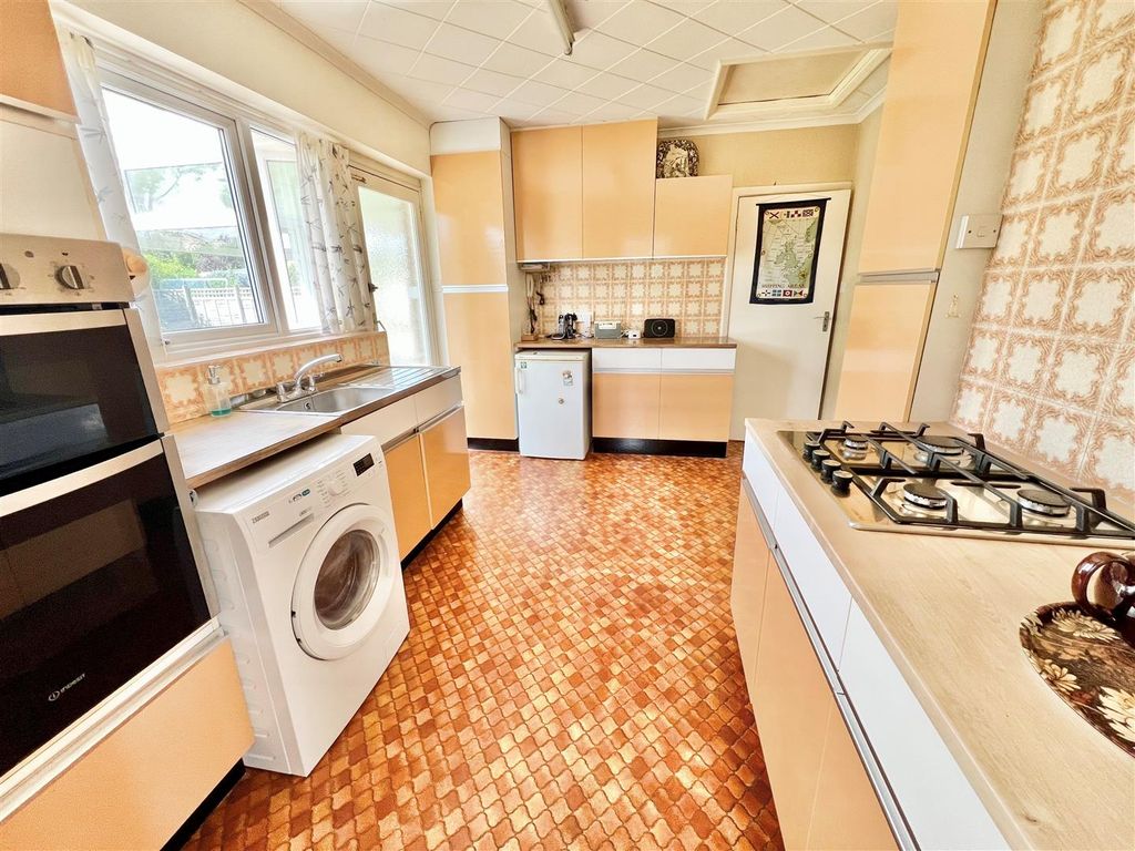 Additional image 8 of 3 bed detached bungalow for saleFreshwater, Isle Of Wight PO40